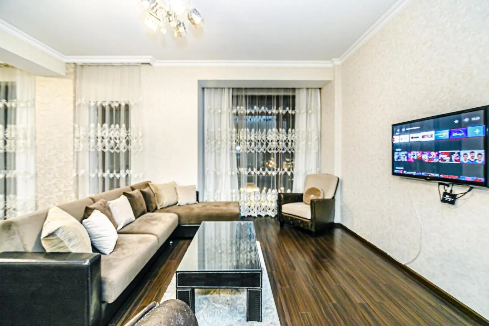 City Centre Deluxe Apartment Baku Azerbaijan