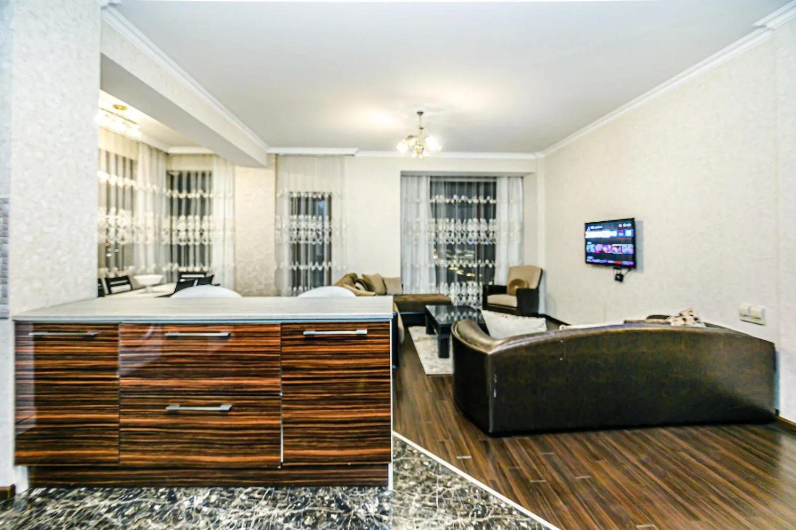City Centre Deluxe Apartment Baku