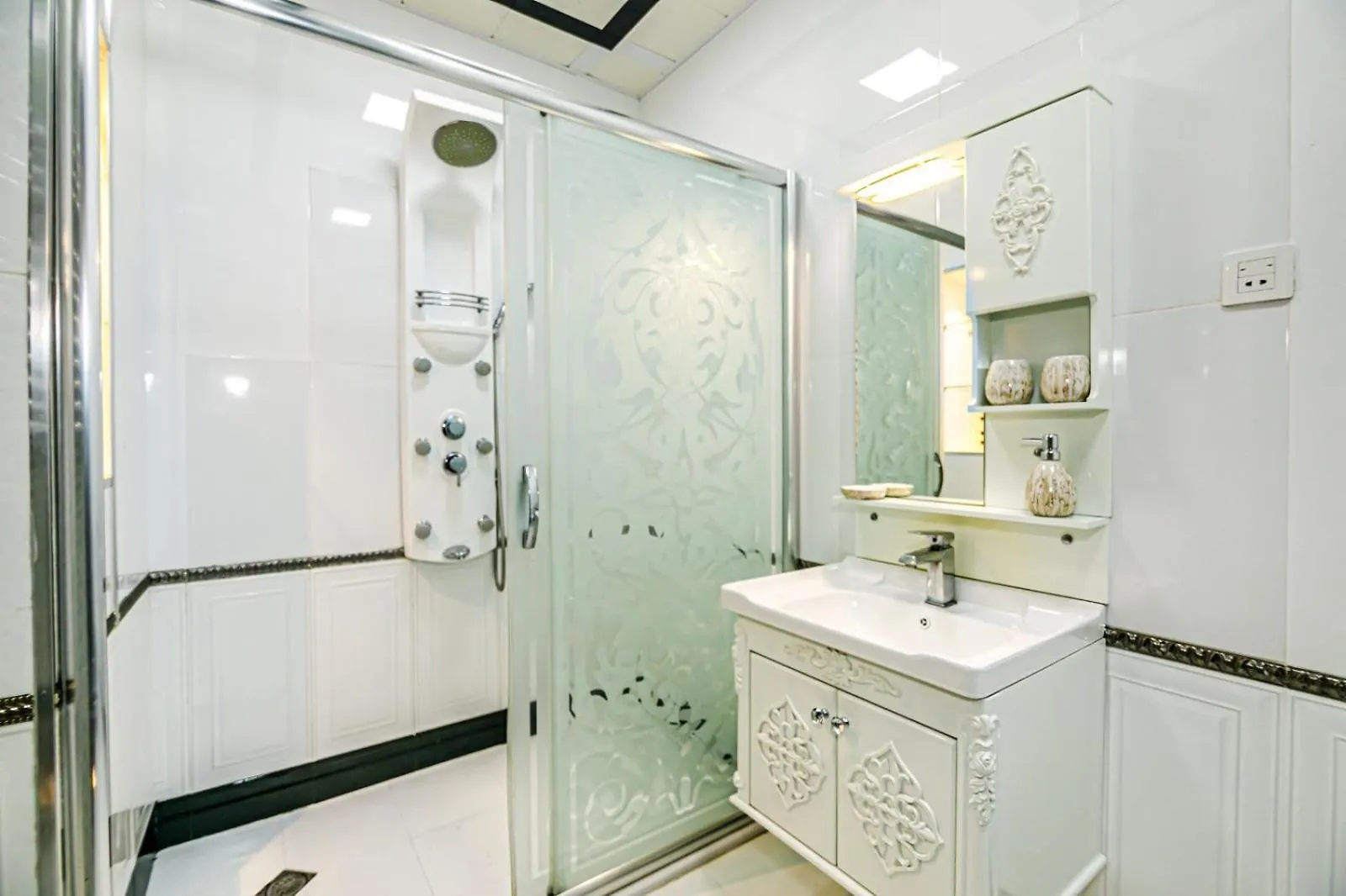 City Centre Deluxe Apartment Baku Azerbaijan