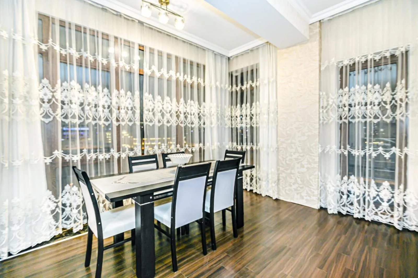 City Centre Deluxe Apartment Baku